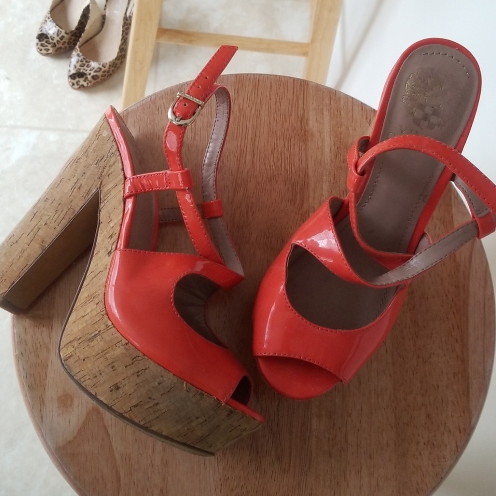 Shoes - Picture 3 of 4